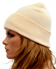 pletená čepice bílá